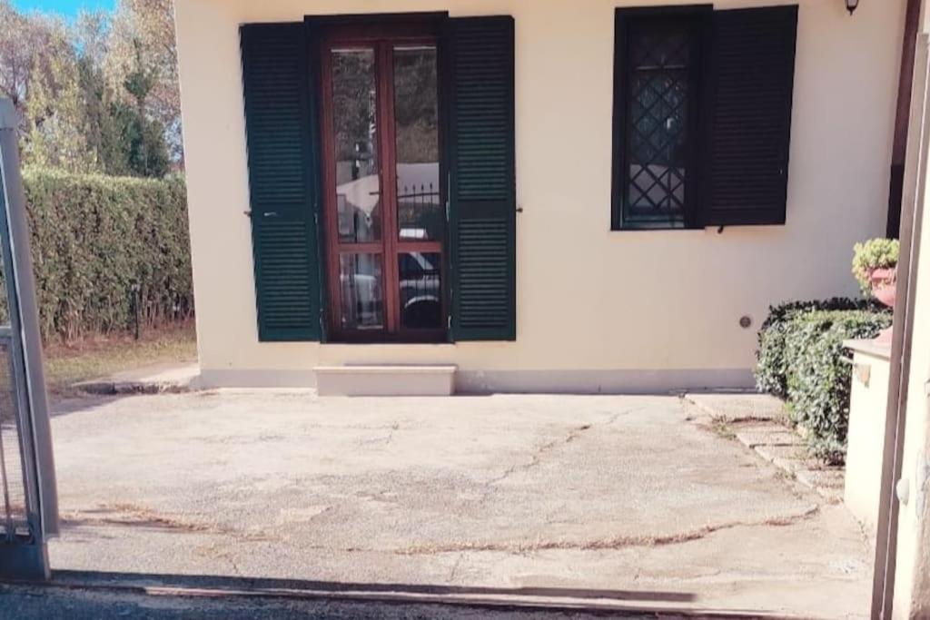 -5 Min From Bus Stop-Free Parking Экстерьер фото